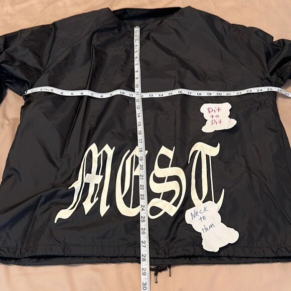 Vintage MEST windbreaker jacket size XL 2 small pin holes see last 2 photos GVC - Picture 8 of 12